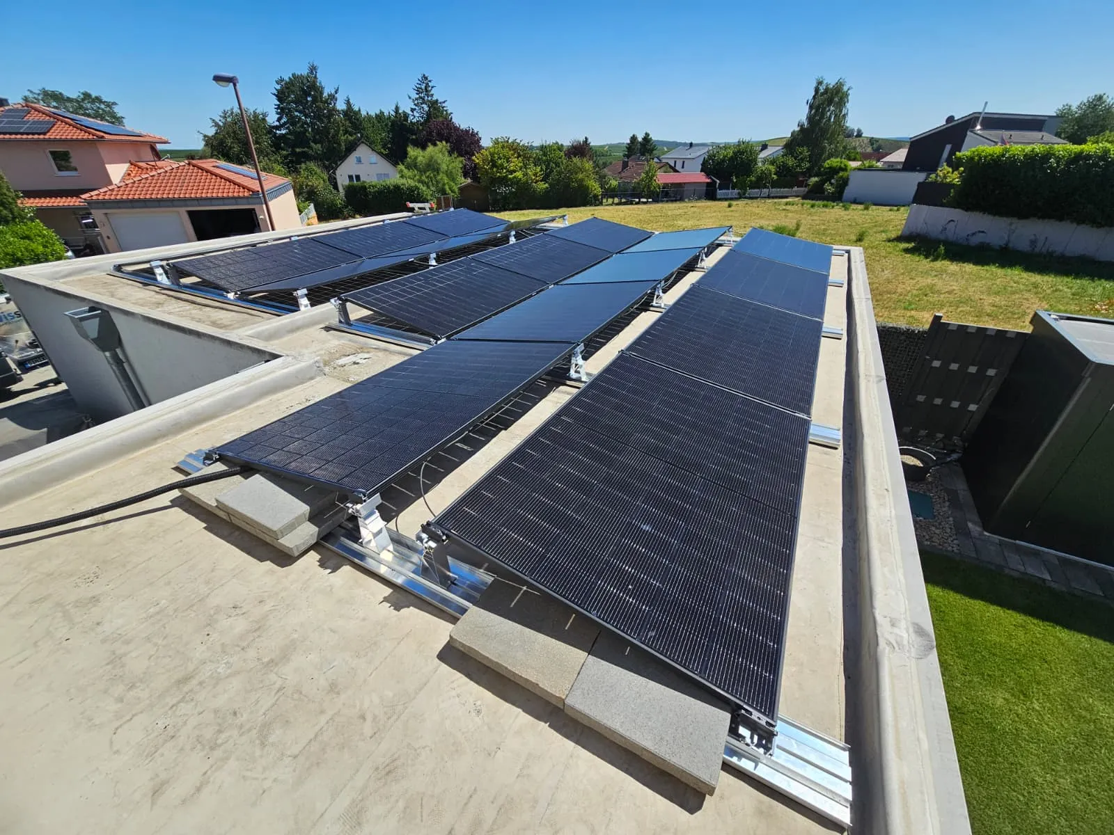 Anlagenerweiterung Flachdach + Batteriespeicher in Oberwesel
